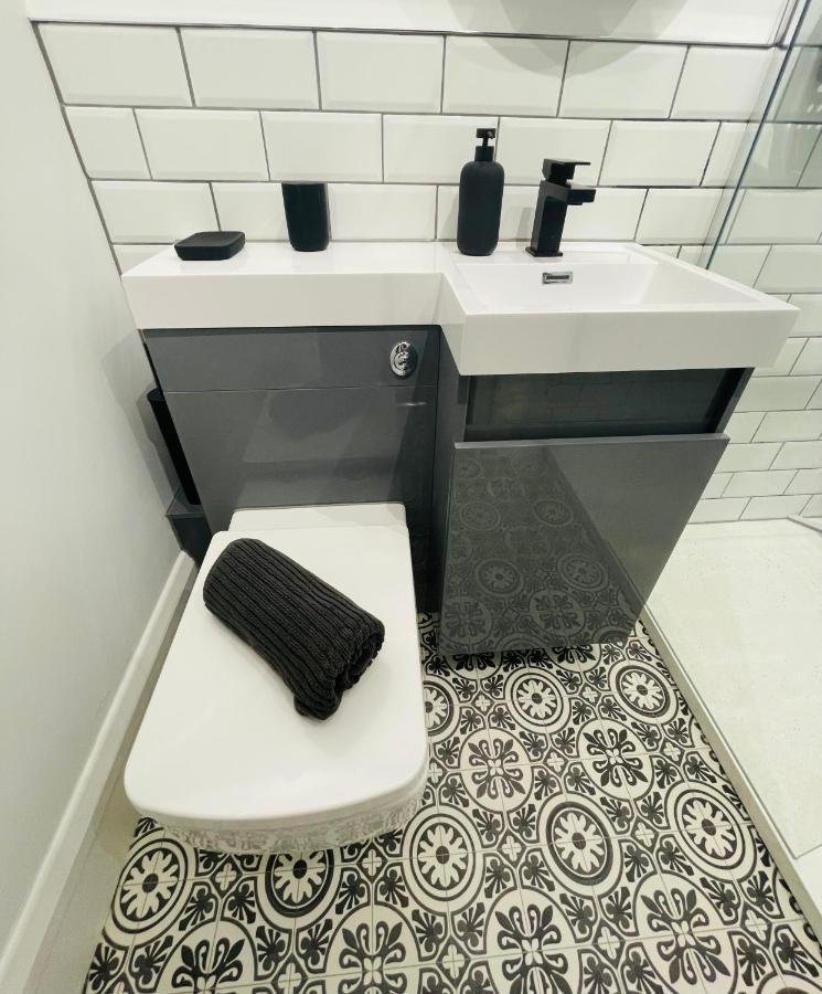 East PrestonStone'S Throw, 1 Bed Self-Contained Studio公寓 外观 照片